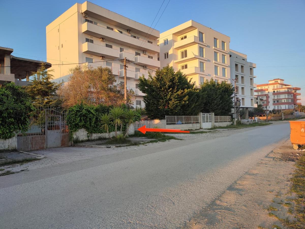 Sabi Apartment Golem Qerret Exterior foto