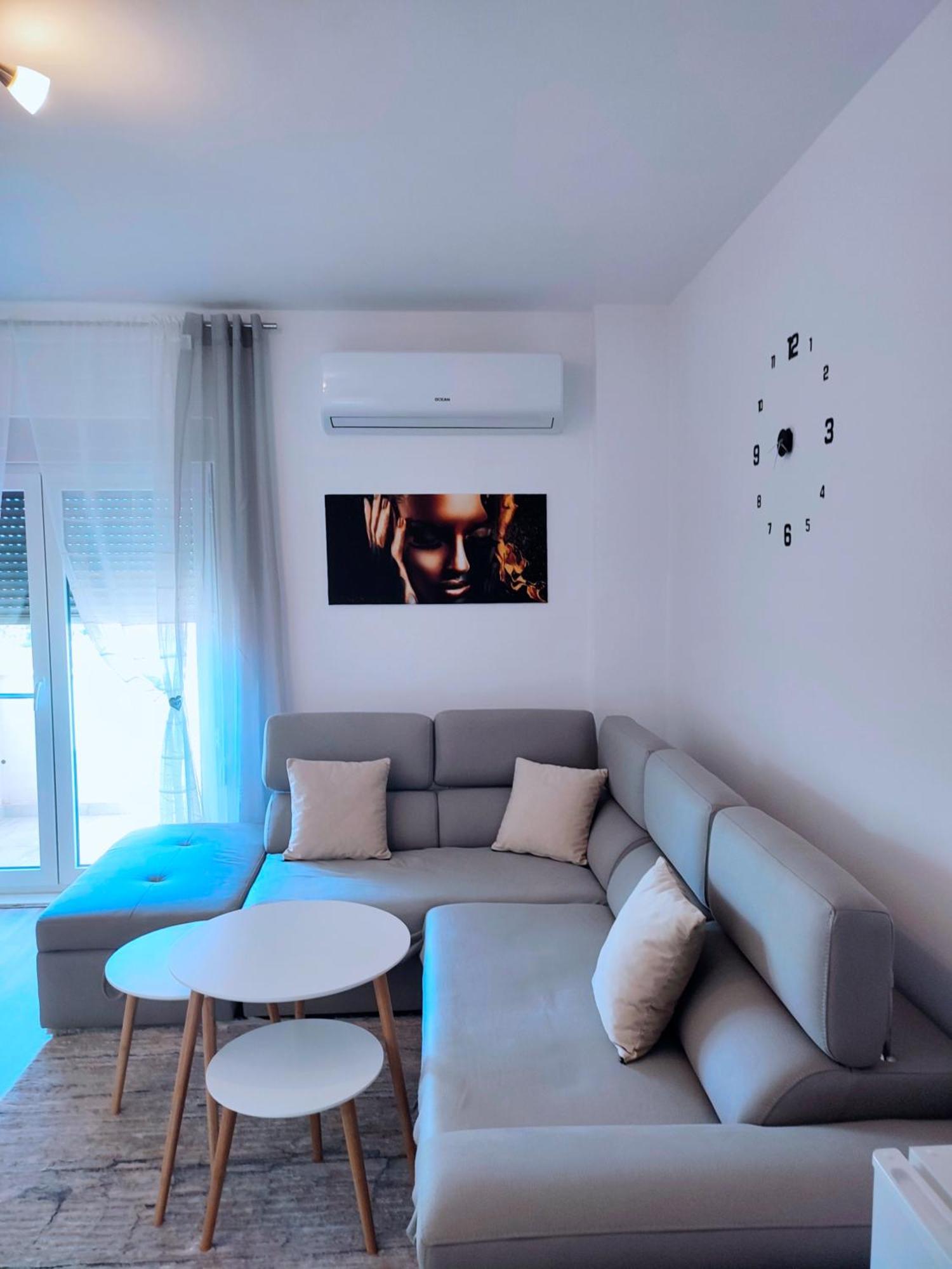 Sabi Apartment Golem Qerret Exterior foto